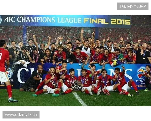 亚冠赛场激战正酣 北京国安惜败全北现代 上港轻松战胜泰国冠军 - 副本 (3) 亚冠赛场激战正酣 北京国安惜败全北现代 上港轻松战胜泰国冠军 - 副本 (3)